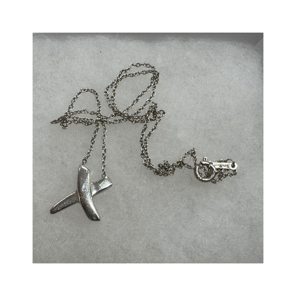 Tiffany and Co Sterling Silver Cross Pendant Necklace - Picture 4 of 12